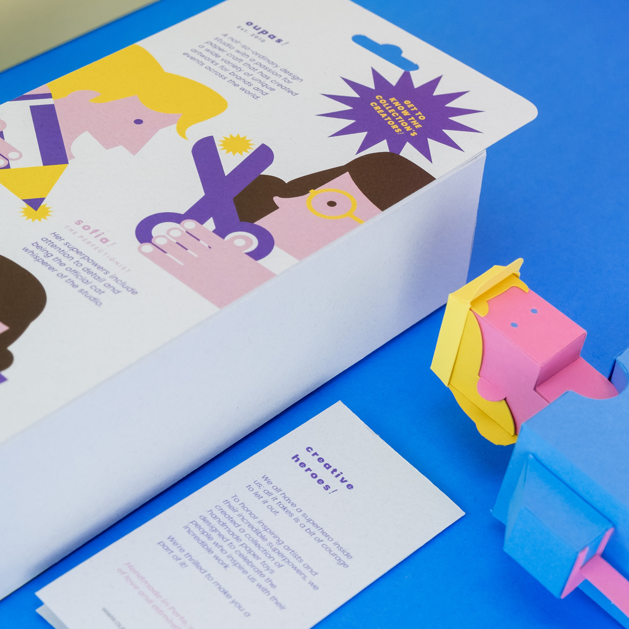 Customized paper toy in a box detail